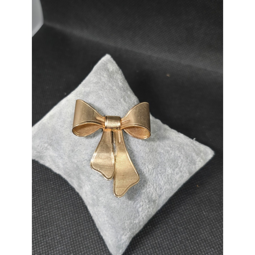 Vintage Avon 1980 Gold Tone Textured Bow Brooch Pin Pendant Mixed Metal Finish
